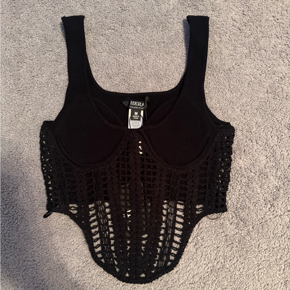 Hera Collection Black Crochet Crop Top